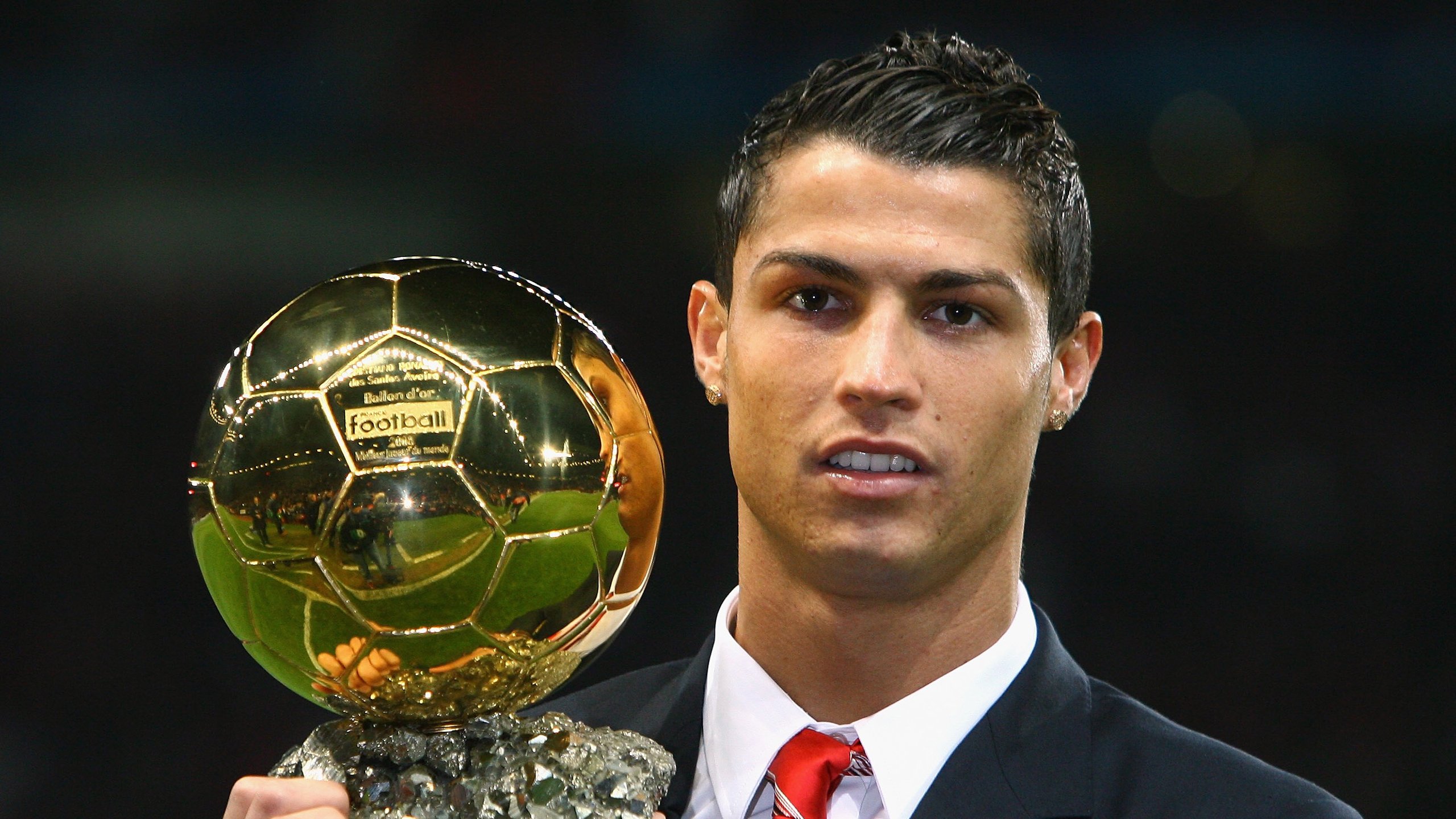 米兰体育登陆-“马丁·高尔西的防守技巧精湛，阿根廷美洲狮队的未来支柱”